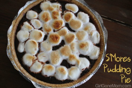Easy S'mores Pudding Pie #Recipe | GirlGoneMom.com