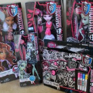 Monster High Holiday Gifts + Giveaway!